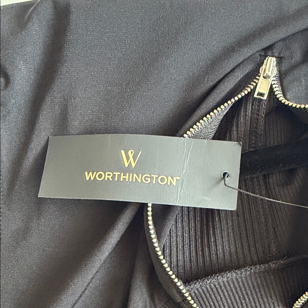 Worthington Elegant Black Sleeveless Blouse - Picture 4 of 4